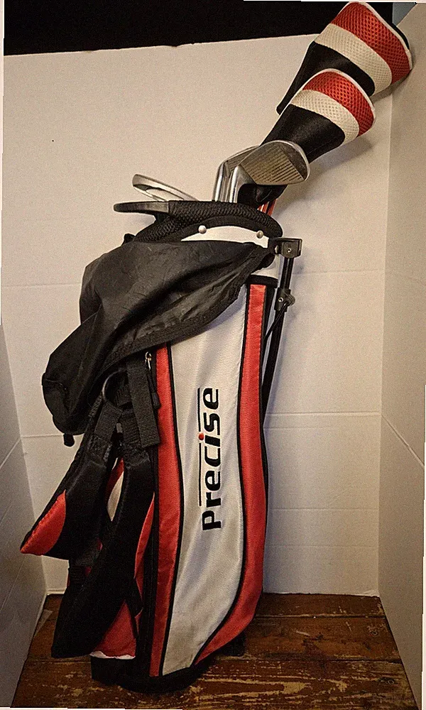 Precise X7 Junior Golf 5 Club Set: Driver, 5H, 6/7 iron, 9/p wedge, putter