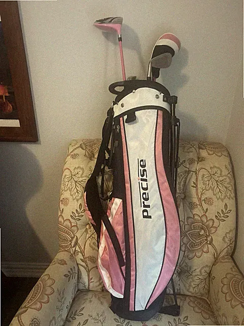 Precise X7 Junior Right Hand Pink 4 Golf Clubs & Stand Bag for Children Age 3-5