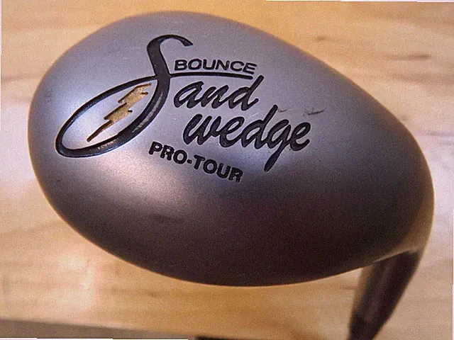 Pro Tour Bounce Sand Wedge RH 34 inch Steel Dynalite Shaft Golf Pride Grip