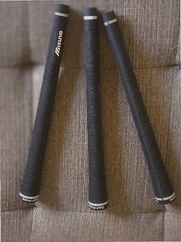 Pulled Golf Pride Mizuno M-21 Standard Black Golf Grip Set of 3