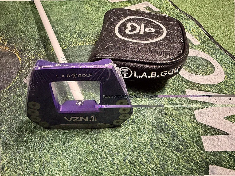 Purple VZN.1i Replica Putter