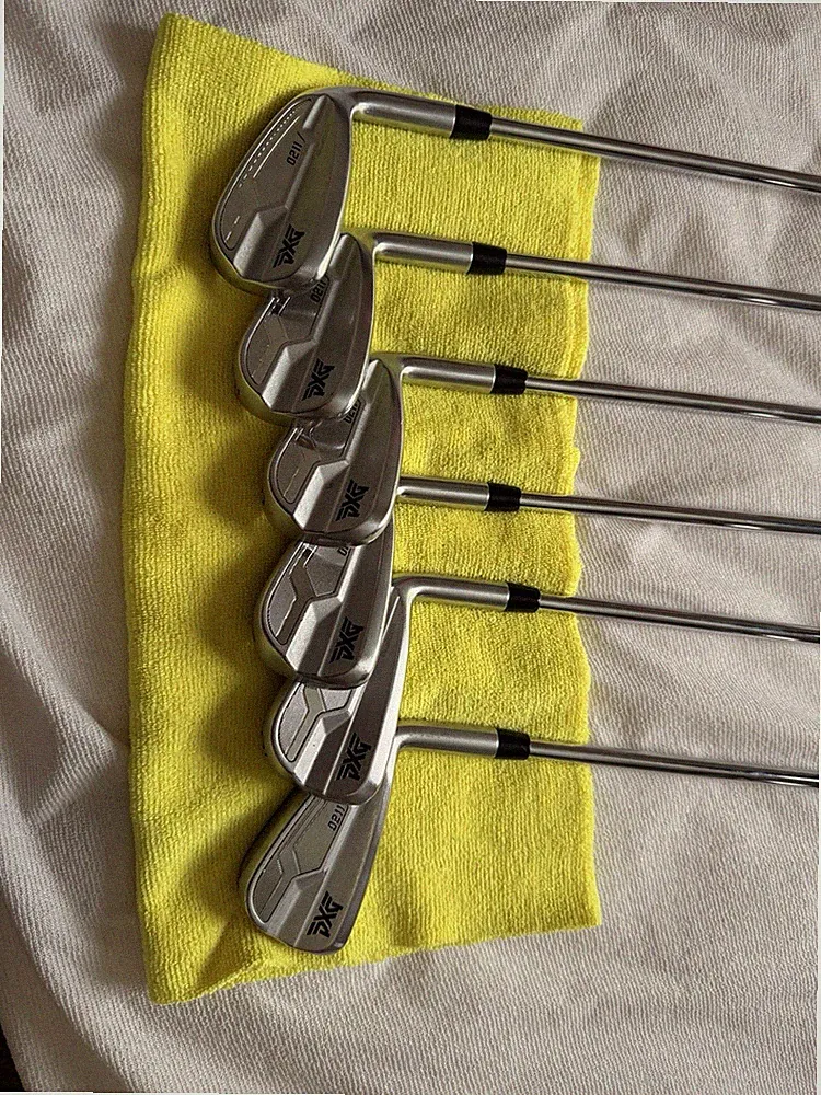 PXG 0211 5-PW RH Iron Set Regular Flex Elevate MPH Shafts w/ Winn Dri Tac Grips