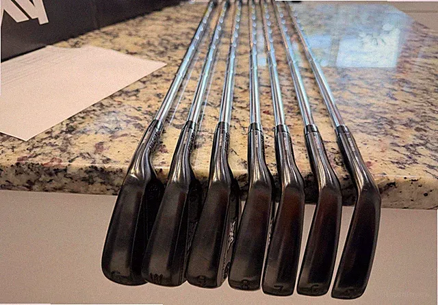 PXG 0311-T GEN8 Xtreme Dark Iron Set 5-GW RH - DG Mid 115 Stiff- Very Good