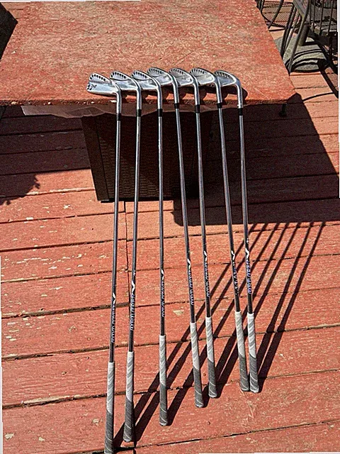 PXG 0311P Gen1 Iron Set 5 - PW Right Handed