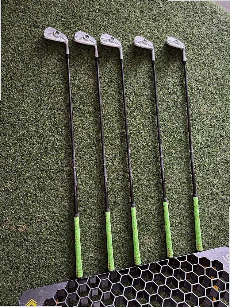 PXG 0317 T 6-PW irons with MMT 60 A Shafts