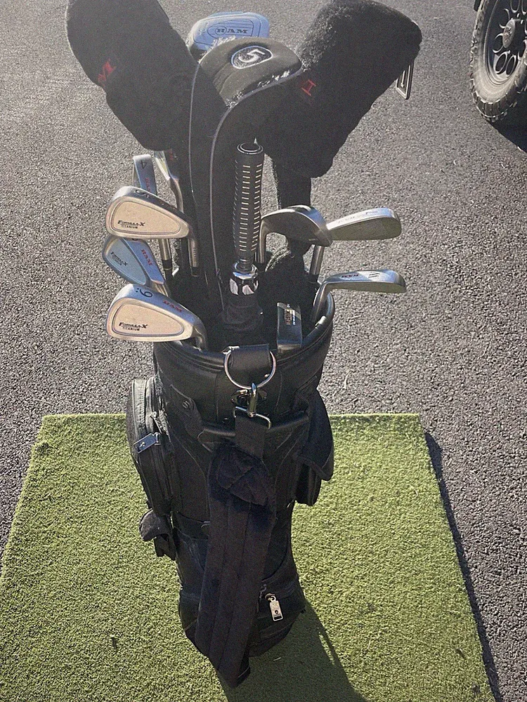 RAM Formula X Golf Club Set D-5 Woods, 3-W Irons & Putter Comes W/Bag& Unbrella