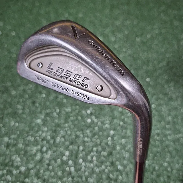 Ram Golden Ram Laser #7 Iron Steel Shaft Regular Flex Right Handed 37¨