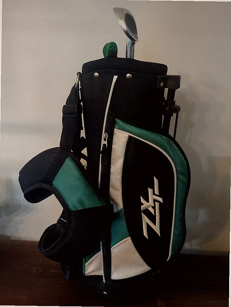 RAM ZX TOUR JUNIOR GOLF SET and one iron, PUTTER, BAG