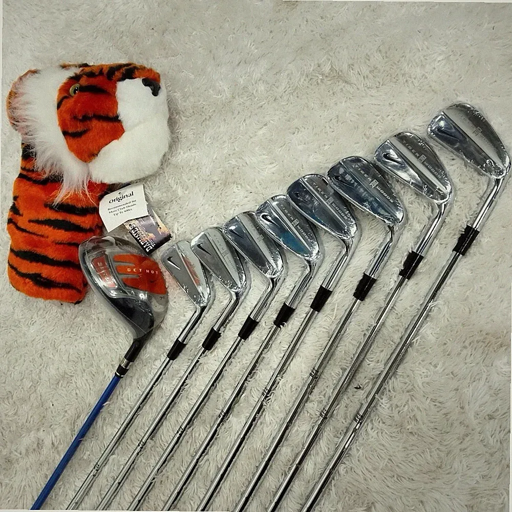 RARE Nike Golf Tiger Woods Limited Edition 2004