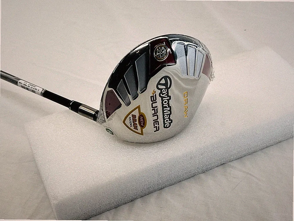 RH TaylorMade Burner Draw Driver 10.5 Reax Superfast Regular Flex Shaft 46"
