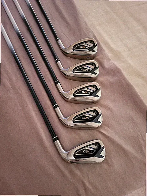 XXIO 12 Irons 6-PW Graphite