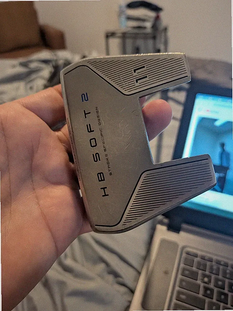 Right Cleveland HB Soft 2 11 putter.35 length