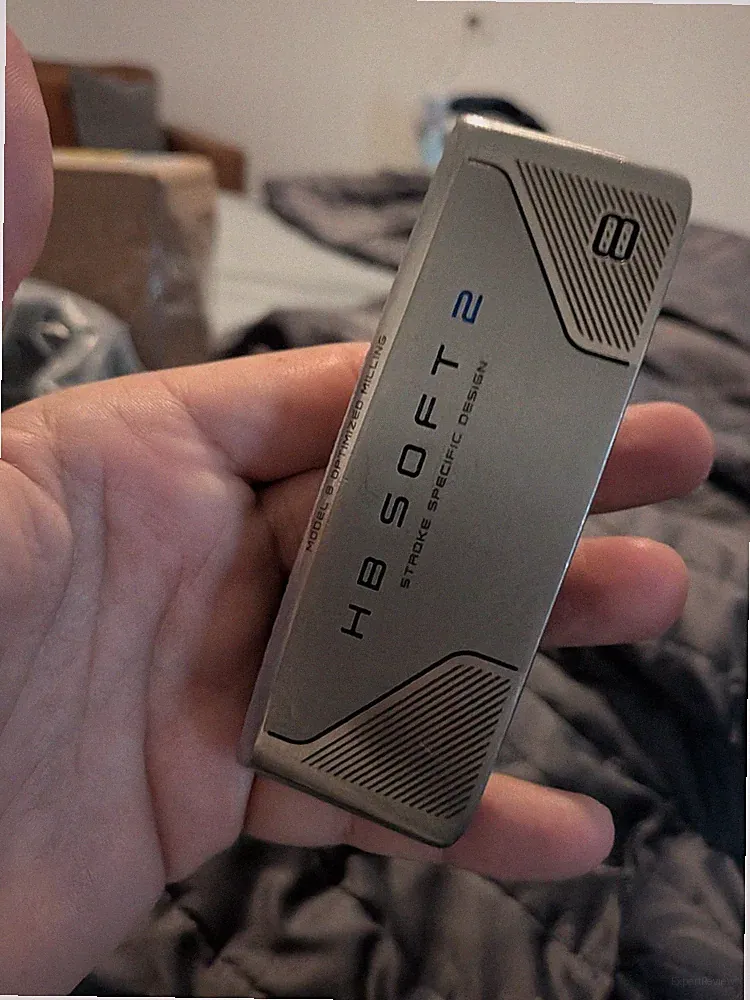 Right Cleveland HB Soft 2 8 putter.34 length