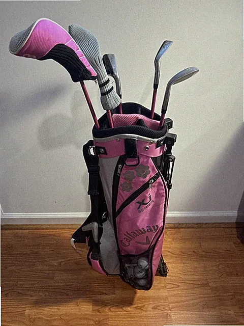Right Hand Pink Callaway XJ Series Jr Girls 5 Club Golf Set & Bag 54" - 57" Tall