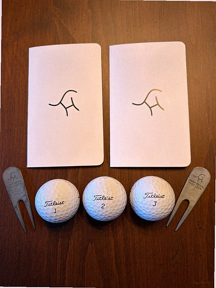 Sand Hills Golf Club Titleist Golf Balls, Scorecards, Divot Tools