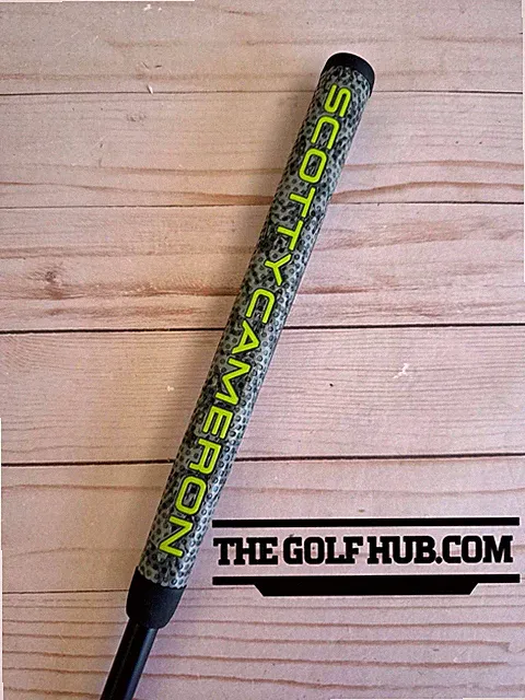Scotty Cameron .390 33.50" Putter Shaft | Camo/Lime Green Titleist Matador Grip