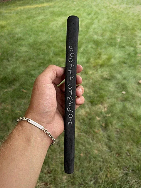 SCOTTY CAMERON CIRCLE T PISTOLERO PUTTER GRIP DANCING LOGO