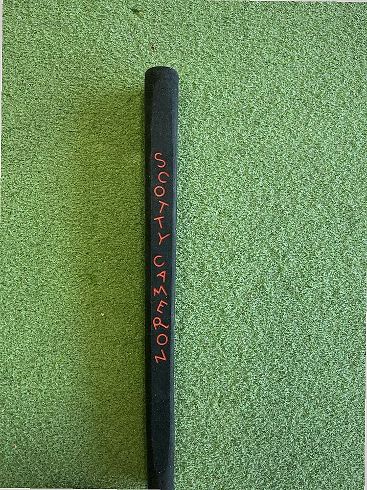 Scotty Cameron Dancing Letters Putter Grip Red/Black