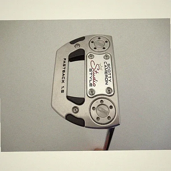 SCOTTY CAMERON STUDIO STYLE FASTBACK 1.5 33 INCH RH PUTTER USED