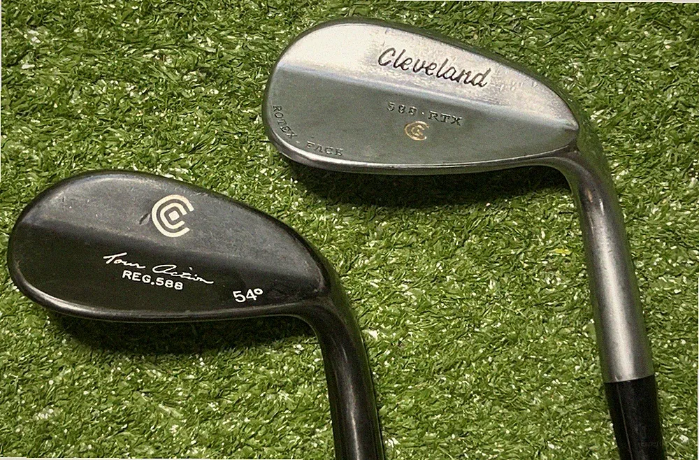 Set Of 2 ~ Cleveland Tour Action Reg. 588 Wedges 54 & 50 Degree True Temper RH