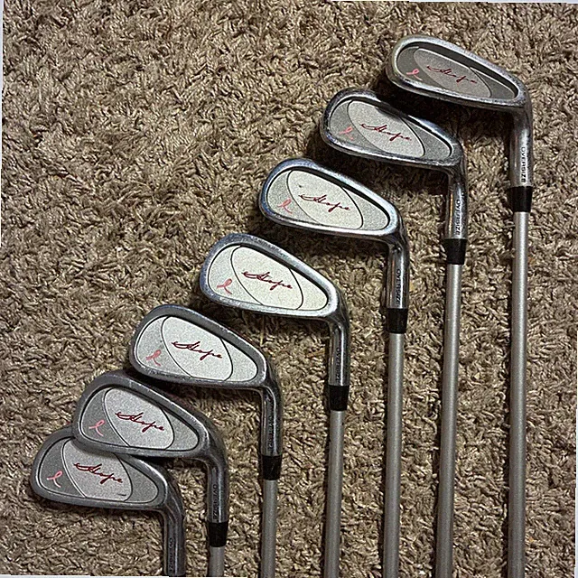 SET OF 7 Wilson Hope Breast Cancer Awareness Ladies Flex RH 4-PW Irons