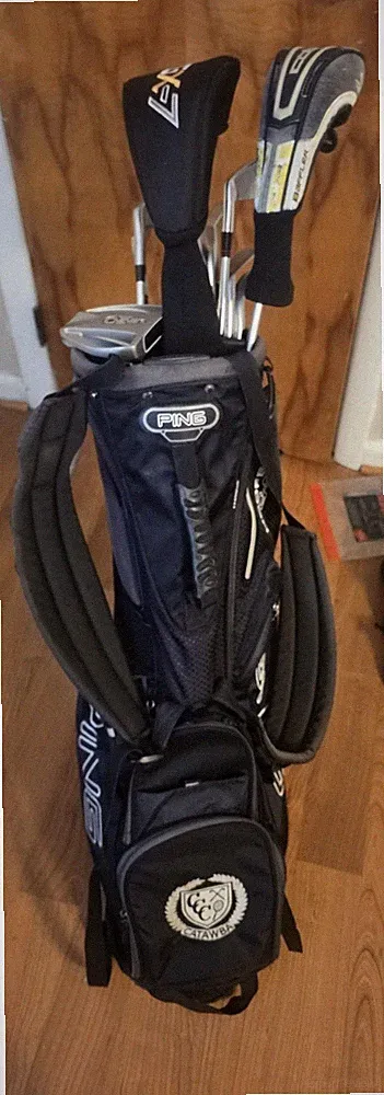 SET Of Top Of The Line Golf Clubs with a Ping Hoofer C-1 Golf Bag.
