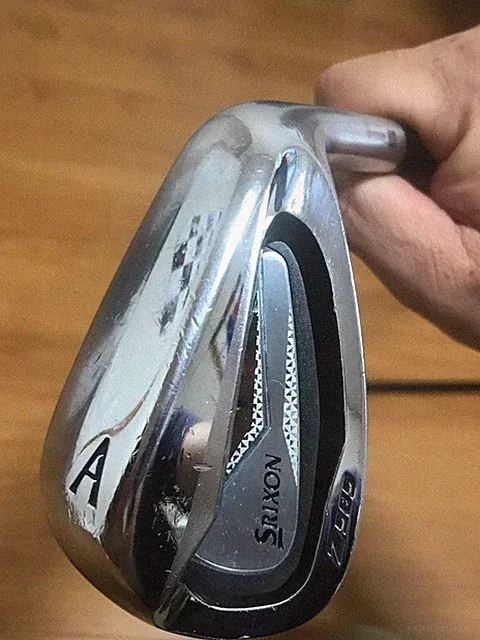 Srixon Z585 Golf Club Set 2-Piece Miyazaki Shafts Right-Handed