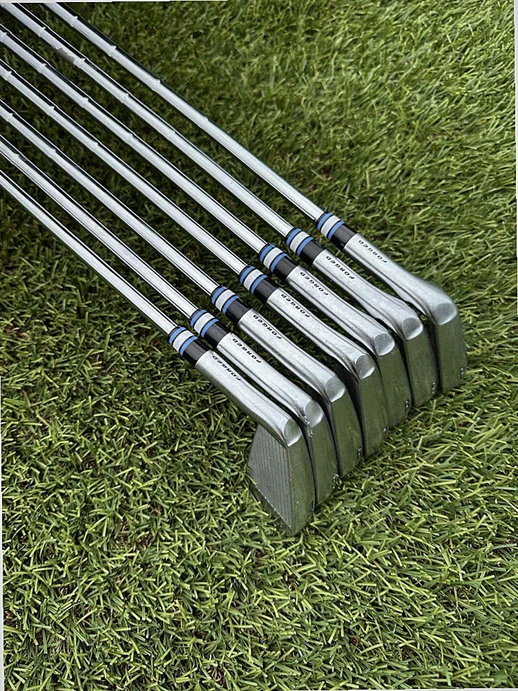 Srixon ZX7 Forged Iron Set 4-PW DG X100 X-Stiff Steel RH 7 Clubs
