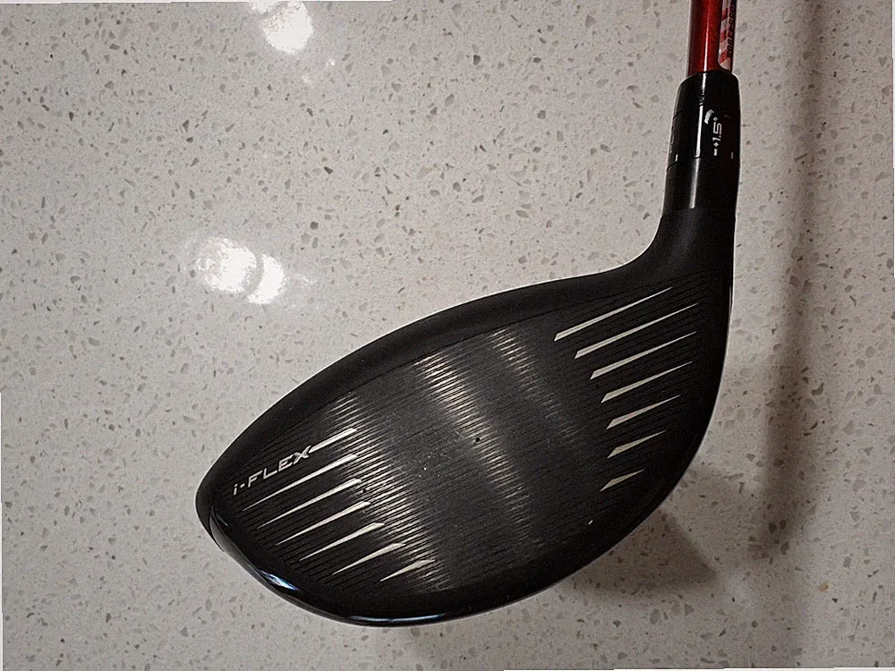 Srixon ZXi Max Driver 10.5 Loft RH Stiff Graphite Denali Red shaft