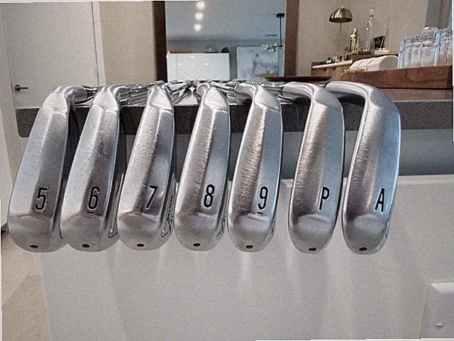 Srixon ZXi4 Forged Iron Set
