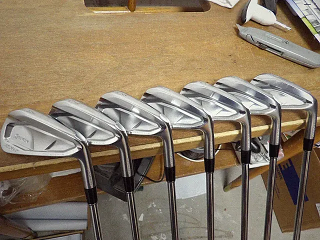 Srixon ZXi7 i-Forged Irons 4-PW X-Stiff Flex Project X 6.5 Steel +1" EXCELLENT!!