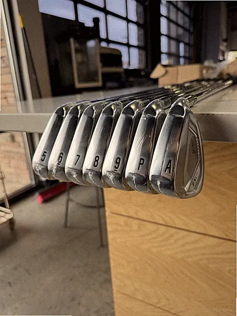 Srixon Zxir Iron Set 5-A Wedge Kbs Tour Lite