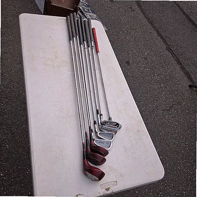 Starter Golf Set Right Handed Wood set, irons, puter and bag