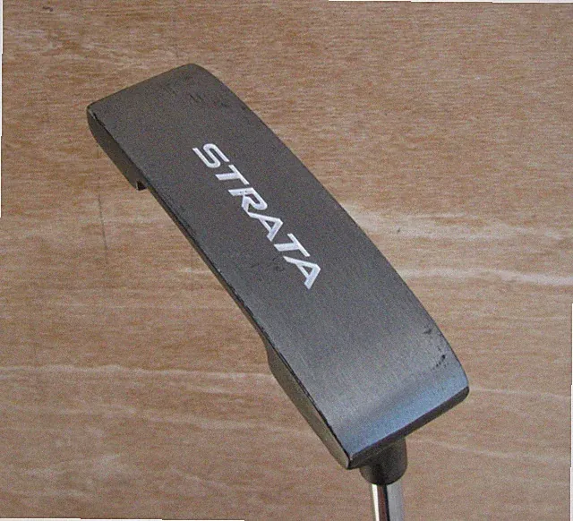 STRATA BLADE PUTTER 35 INCHES LONG RIGHT HANDED GOLF CLUB BY CALLAWAY BLACK RED