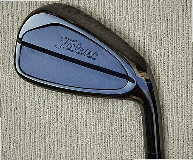 T 100 titleist golf club set