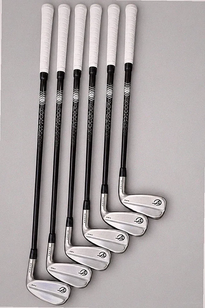 Takomo Iron 101 Golf Irons 5-PW Fujikura Vista Pro Graphite Reg Shafts RH 5-PW