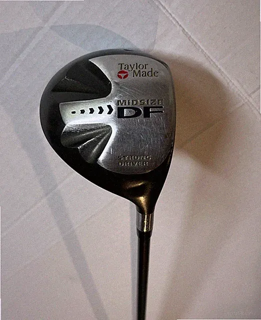 Taylor Made Midsize DF Strong Driver Club Right Handed Stiff Flex Twist Plus