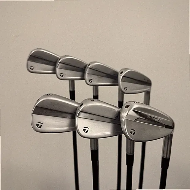 TaylorMade 2023 P790 Iron Set 5-PW,AW Fujikura Ventus TR Blue Regular Right Hand