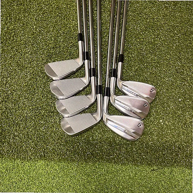 TaylorMade 2025 P790 Irons 4-P + Aw Nippon Tour120 S