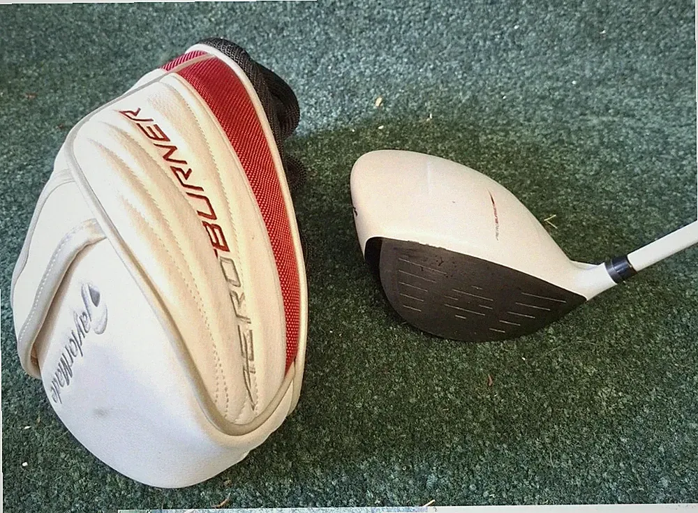 TaylorMade Golf AEROBURNER 9.5* Driver R Flex Matrix Speed Rul-z 50 Headcover