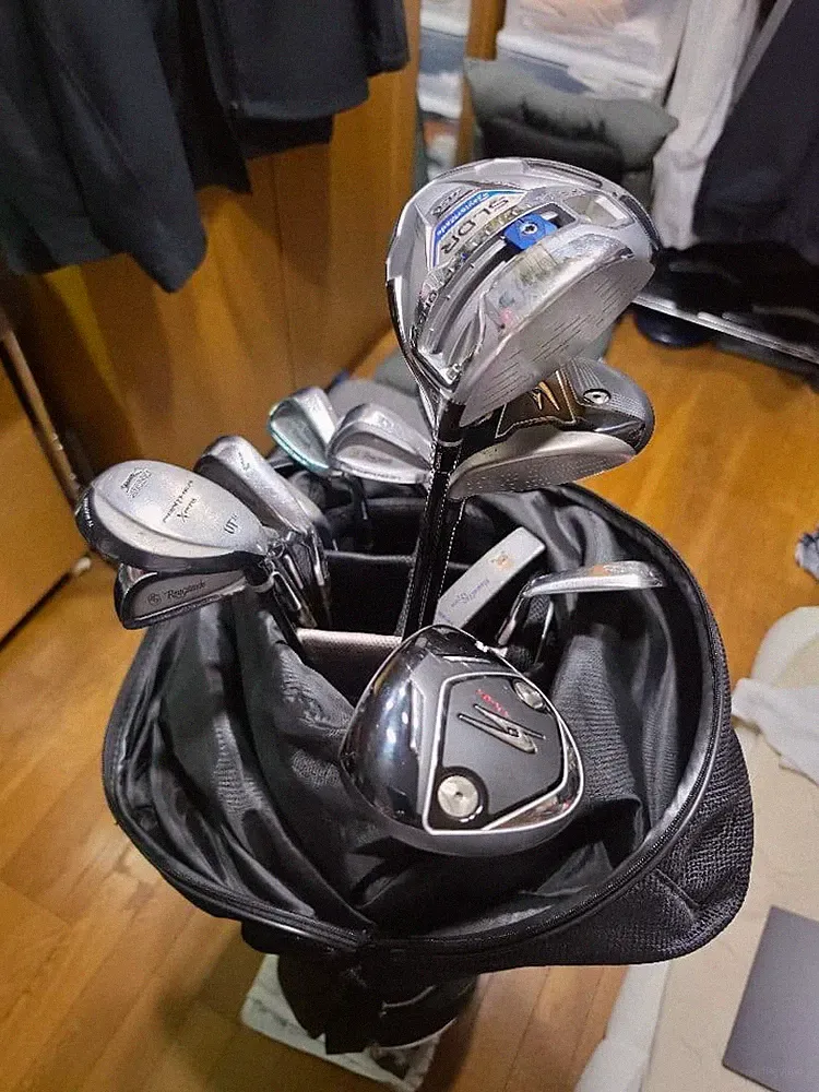 TaylorMade Golf Club Set Men’s Used Beginner Right-Handed 13 Clubs with Bag