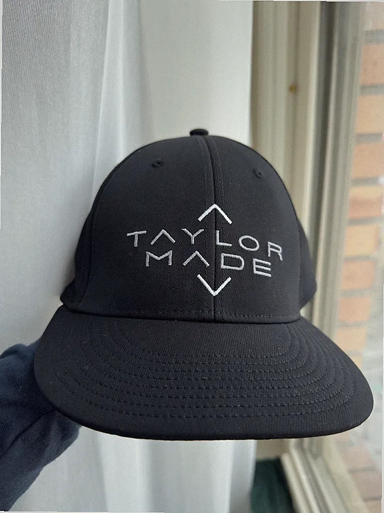 TaylorMade Golf Snapback Hat Cap Black White Arrow Logo Mens OSFA Performance