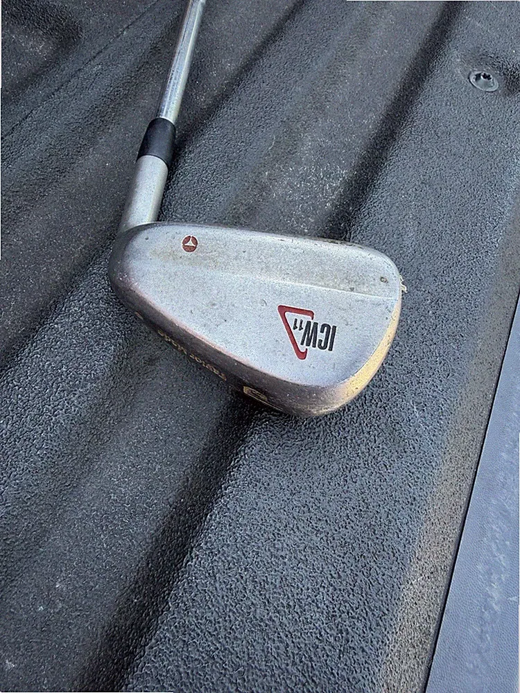TaylorMade ICW11 Pitching Wedge