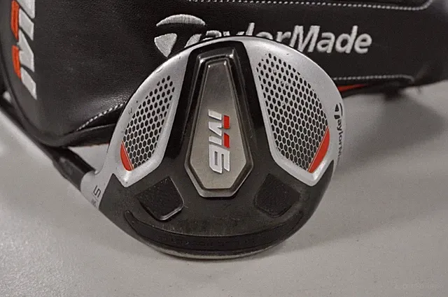 TaylorMade M6 5-18* Fairway Wood Regular Flex Atmos Red 5 Graphite 41" #224911