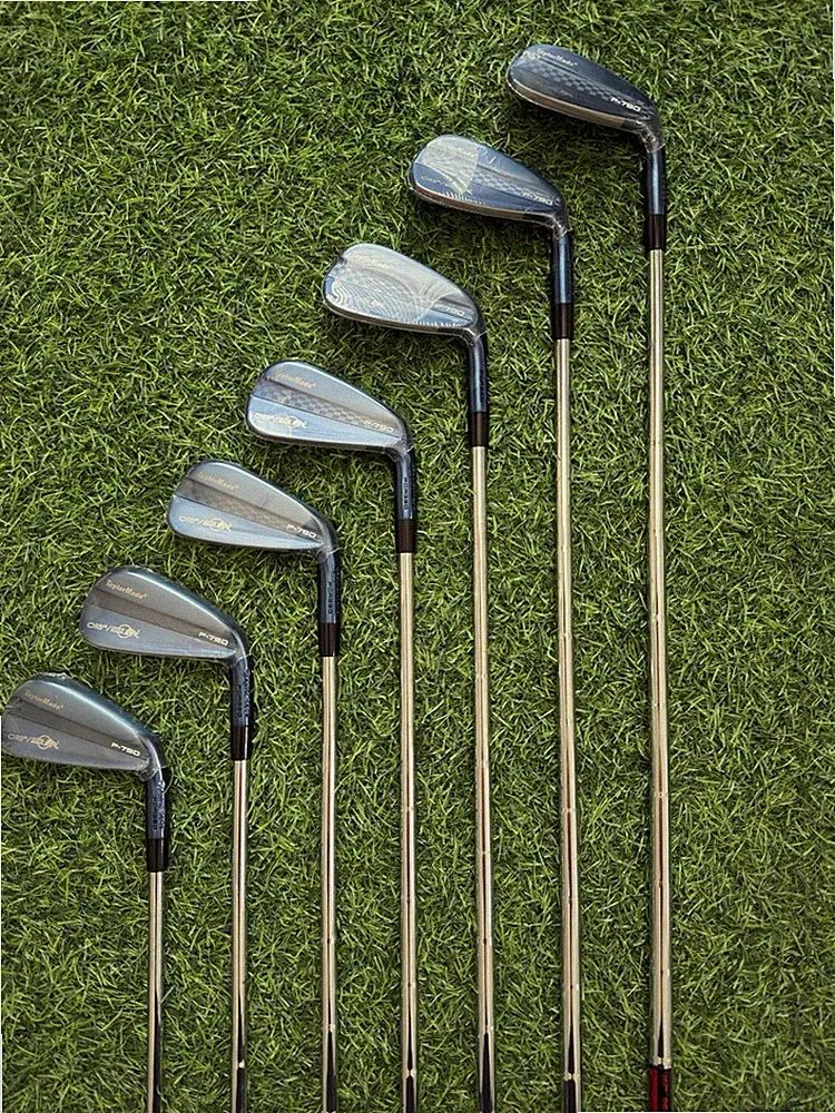 TaylorMade Pursuit Collection Oracle Red Bull P790 4-PW Iron Set (Dynamic Gold)