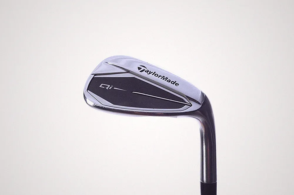 TaylorMade Qi 49* Approach Wedge RH Fujikura Ventus Blue TR Regular Flex 65g