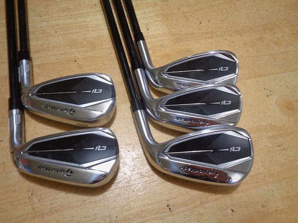 TaylorMade Qi 7-PW,AW IRONS IRON Set Fujikura Ventus 5-A Senior Flex