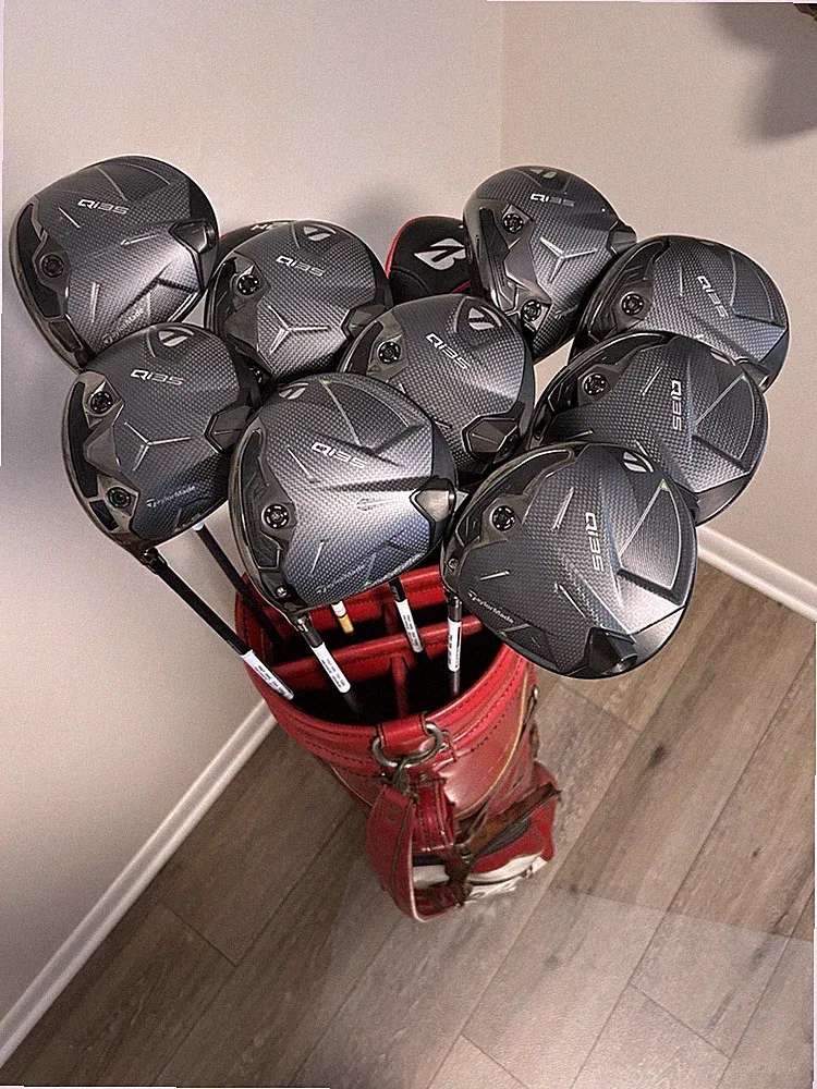 TaylorMade Qi35 10.5° Fujikura Stiff Flex Driver - Mint Condition