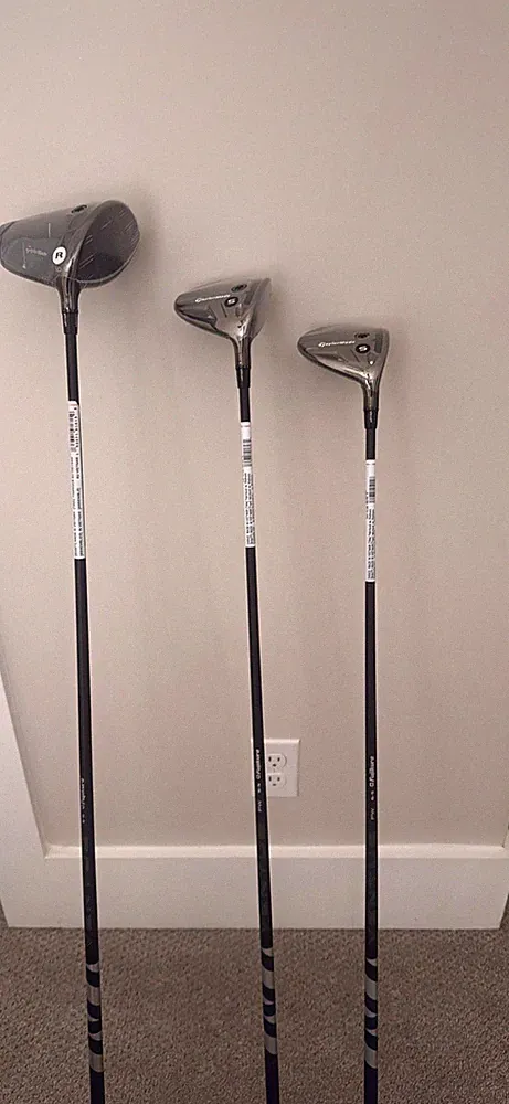 TaylorMade Qi35 RH Driver 10.5 + 3W/5W Fairway Woods Graphite Shafts All new
