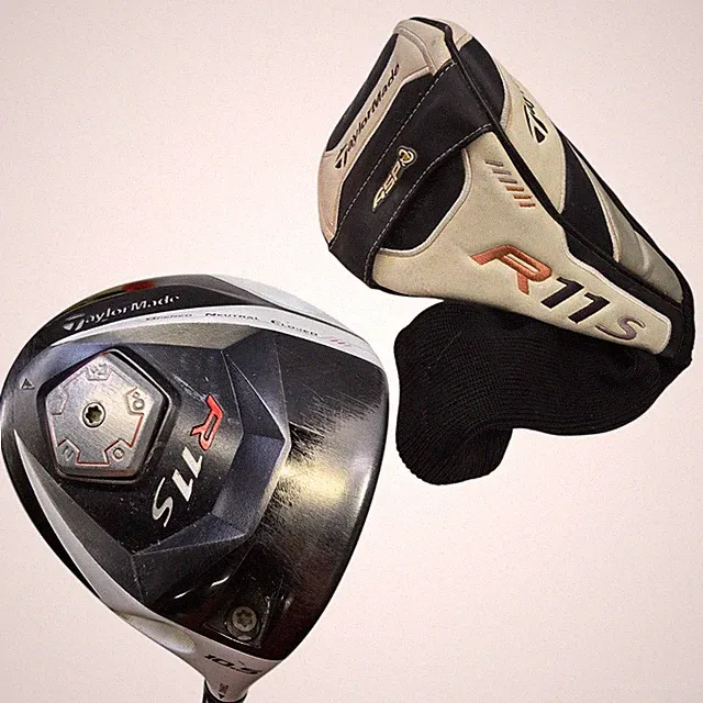TaylorMade R11-S Driver 10.5° Stiff Aldila RIP Phenom 60 Gram 45.25 Right Handed